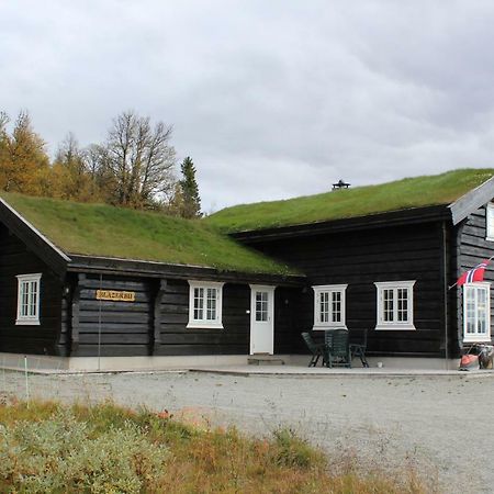 Blazerbu Four-Bedroom Chalet Myro Exteriér fotografie