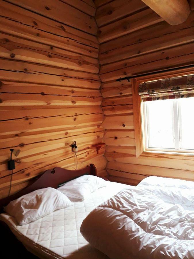 Blazerbu Four-Bedroom Chalet Myro Exteriér fotografie