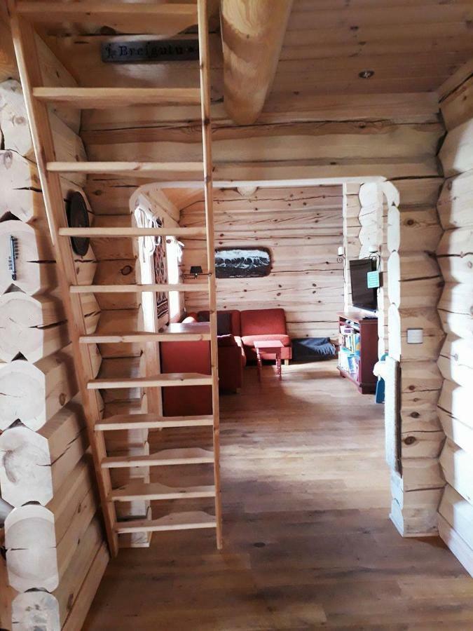 Blazerbu Four-Bedroom Chalet Myro Exteriér fotografie